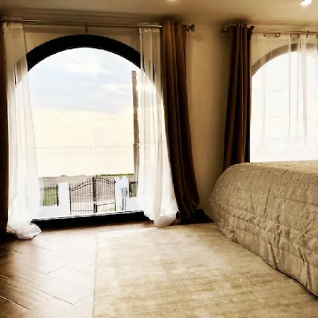 Sciroco Standard Bed & Breakfast